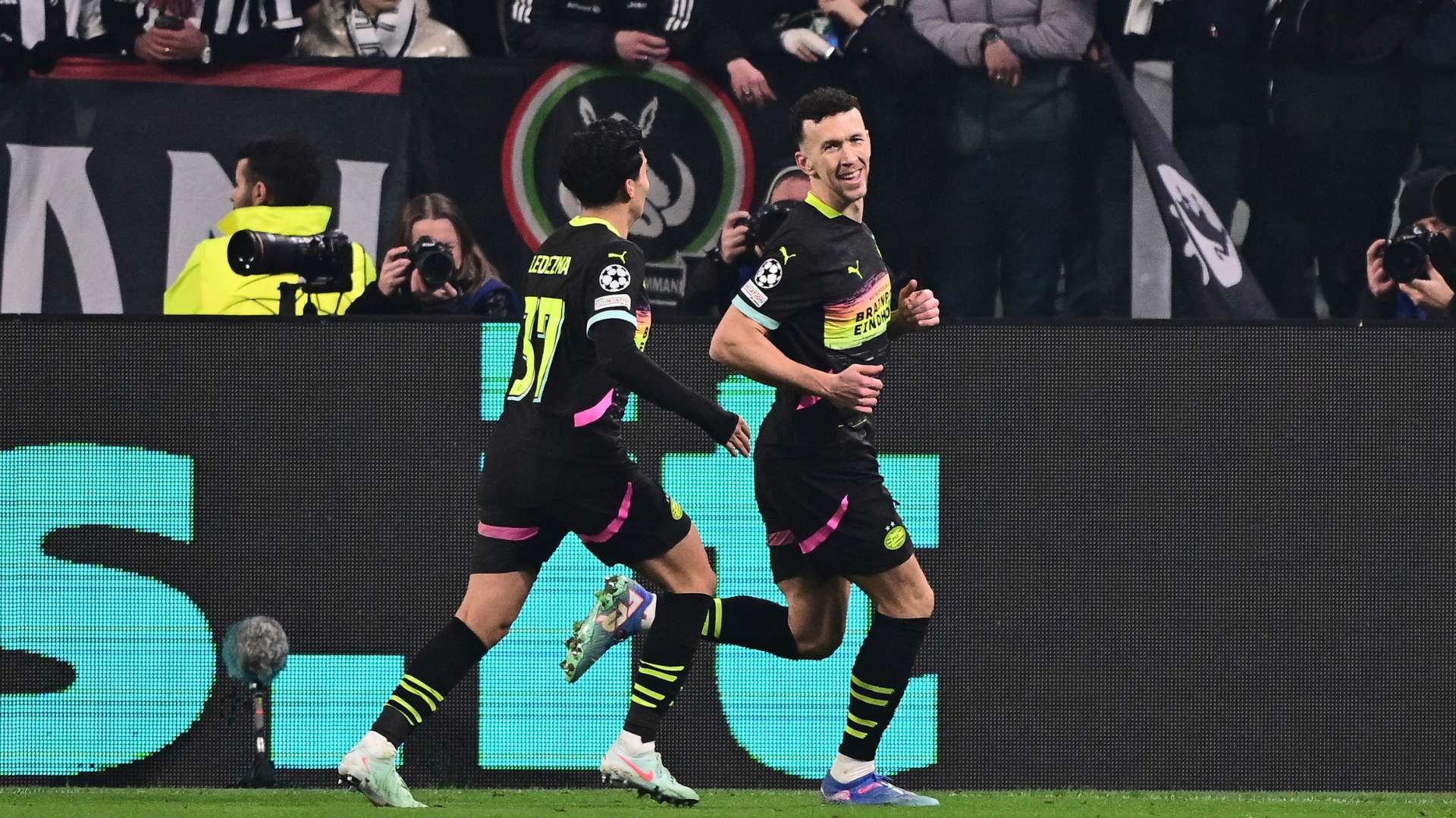 这支球队的 这支球队的