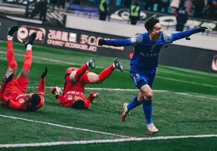 2025超级杯申花成功卫冕 史诗级对决奏响新赛季强劲序曲 2025超级杯申花成功卫冕 史诗级对决奏响新赛季强劲序曲