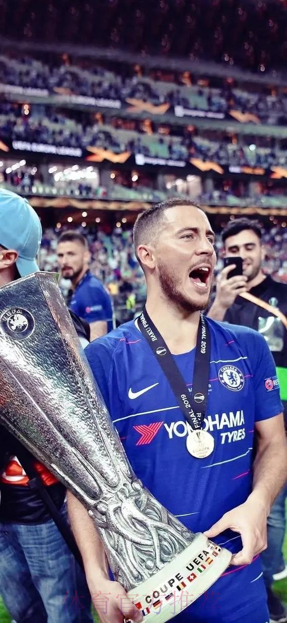 阿扎尔低估在皇马踢球需要的东西 首次训练就超重